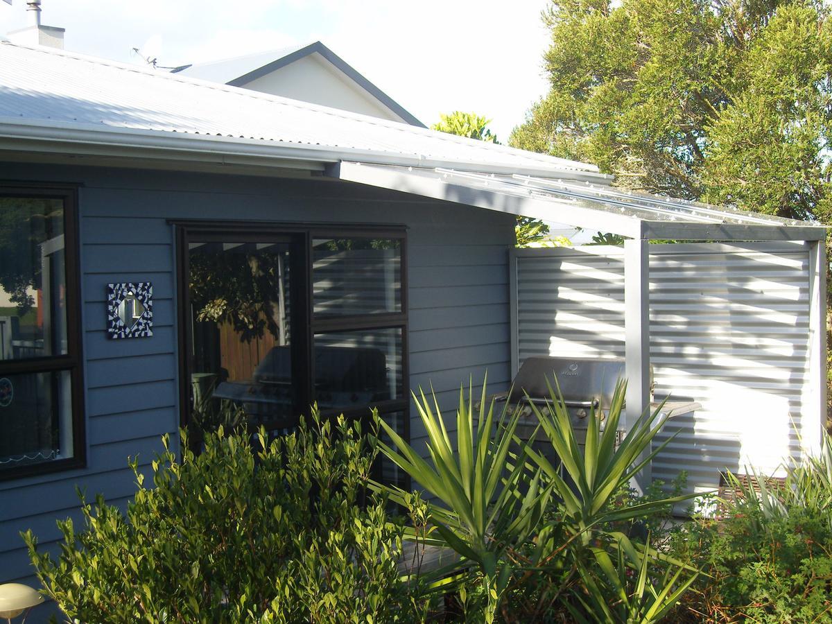 Beach B&B Waihi Exterior photo